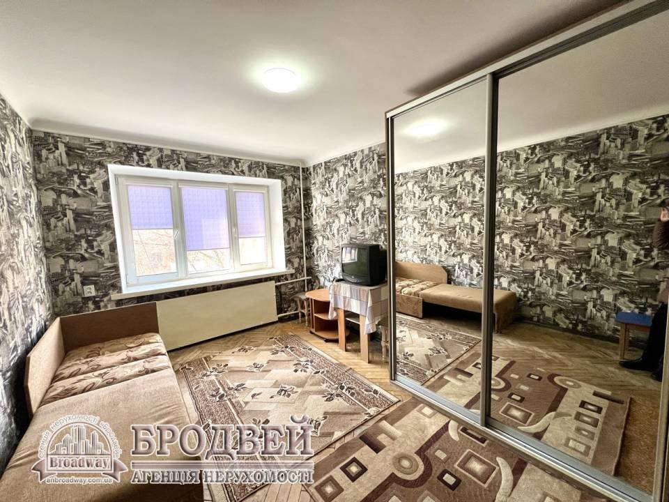 1000variantiv Real Estate