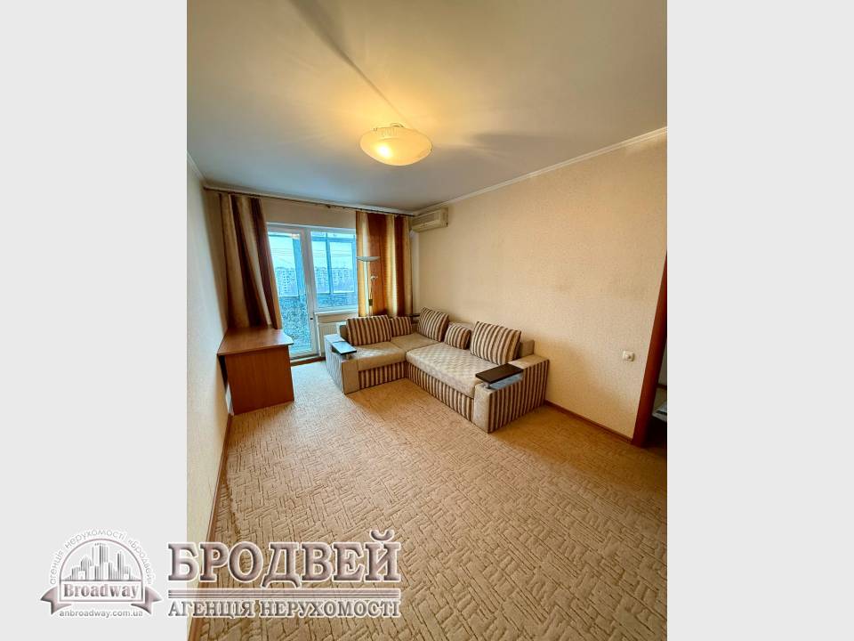 1000variantiv Real Estate