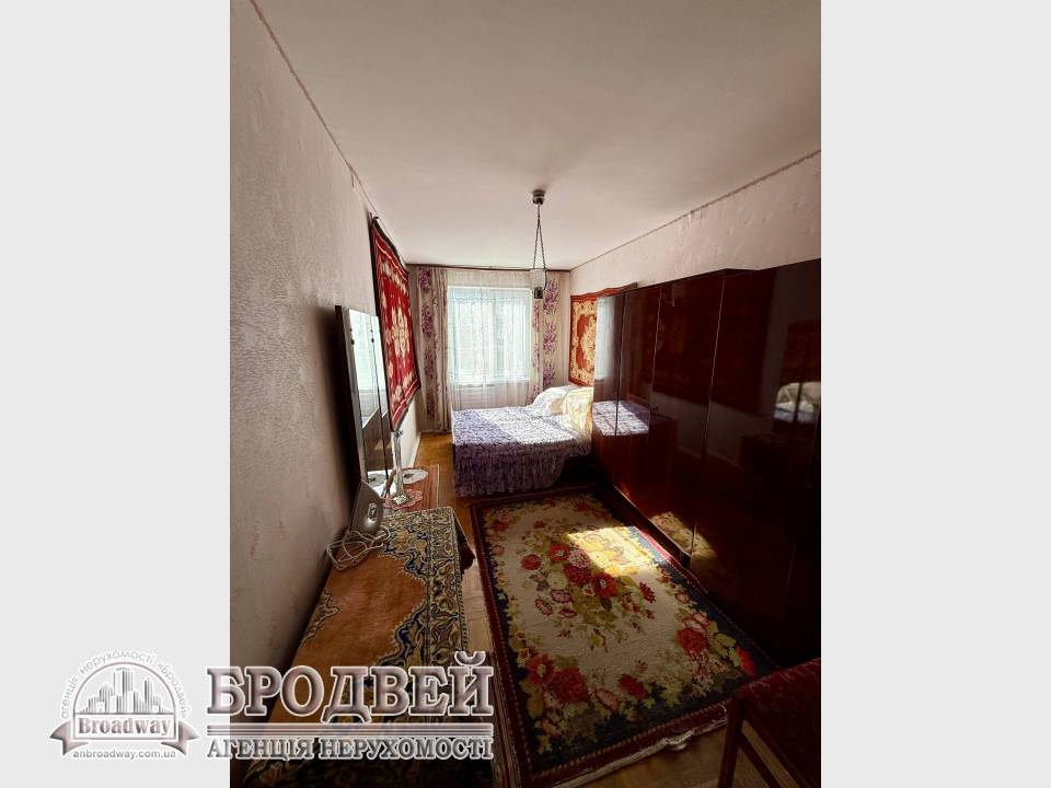 1000variantiv Real Estate