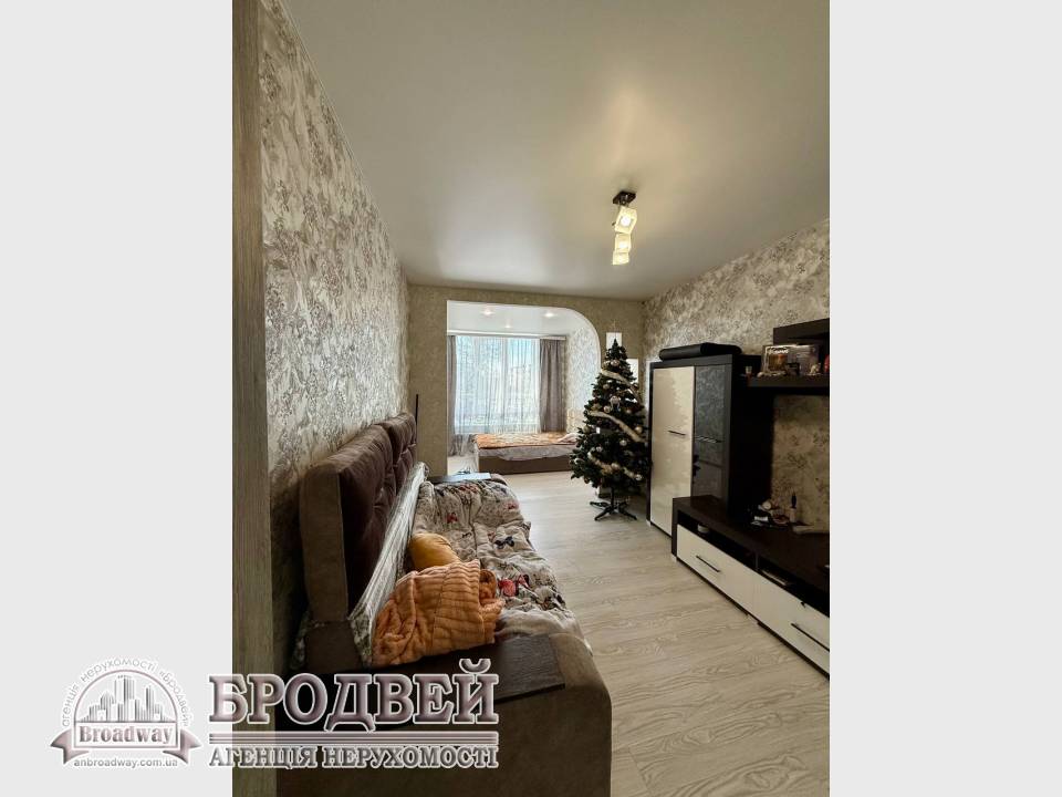 1000variantiv Real Estate